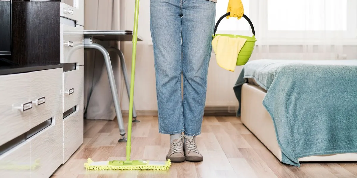 What’s The Best Way To Clean Hardwood Floors